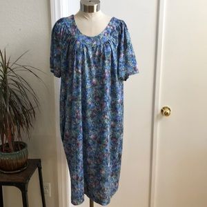 Vintage house dress